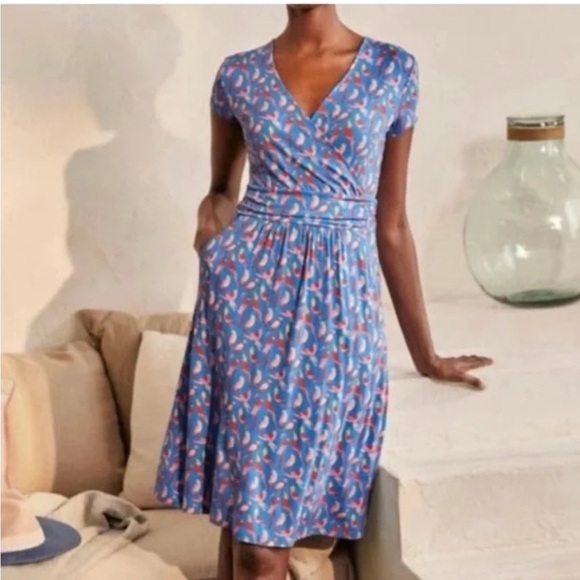 Boden Lola Jersey Stretch Blue Wrap Dress Parakeet Cockatiel- 12P - Picture 2 of 9